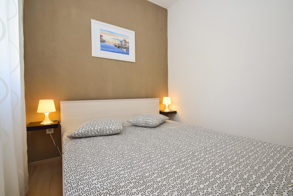 Amadrian Apartments Šibenik Buitenkant foto
