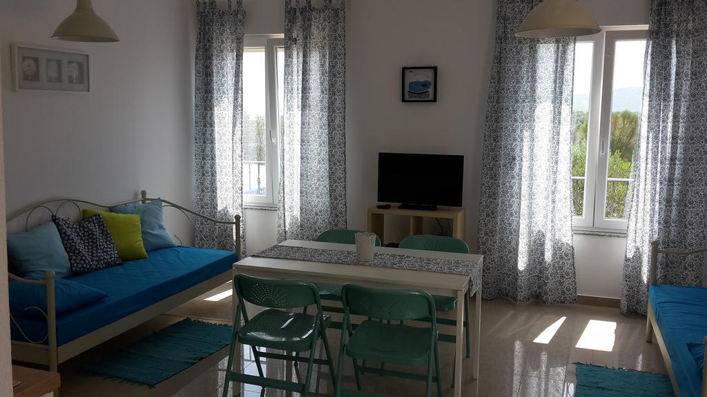 Amadrian Apartments Šibenik Buitenkant foto