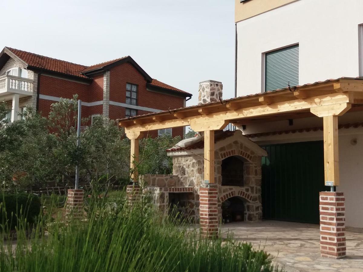 Amadrian Apartments Šibenik Buitenkant foto