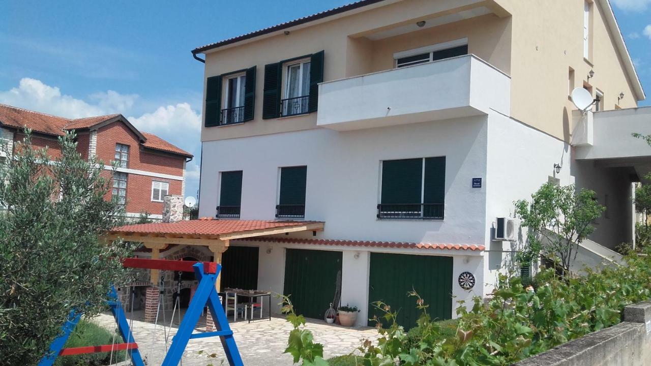 Amadrian Apartments Šibenik Buitenkant foto