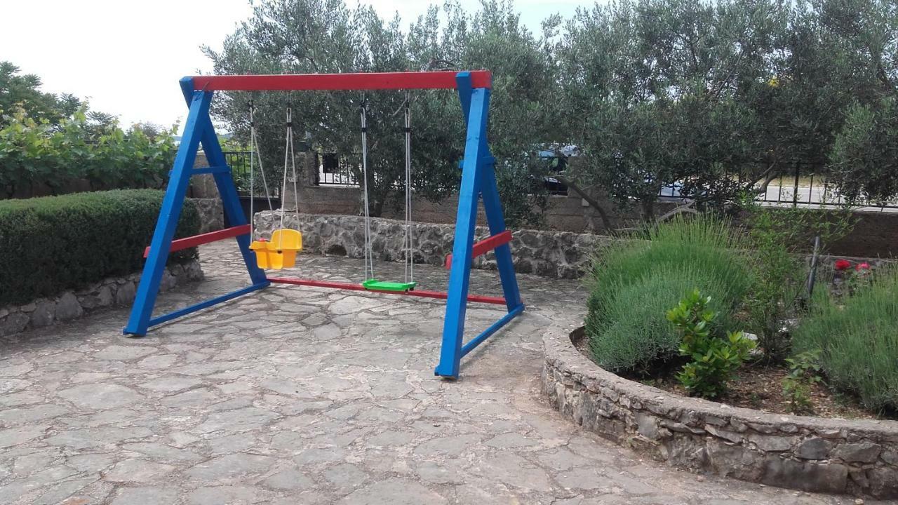 Amadrian Apartments Šibenik Buitenkant foto