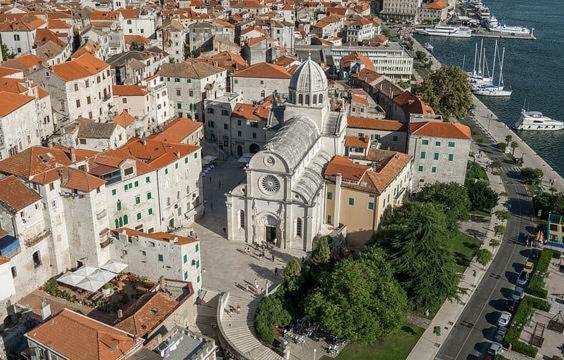 Amadrian Apartments Šibenik Buitenkant foto