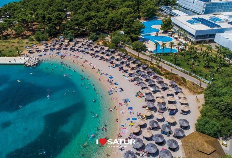 Amadrian Apartments Šibenik Buitenkant foto
