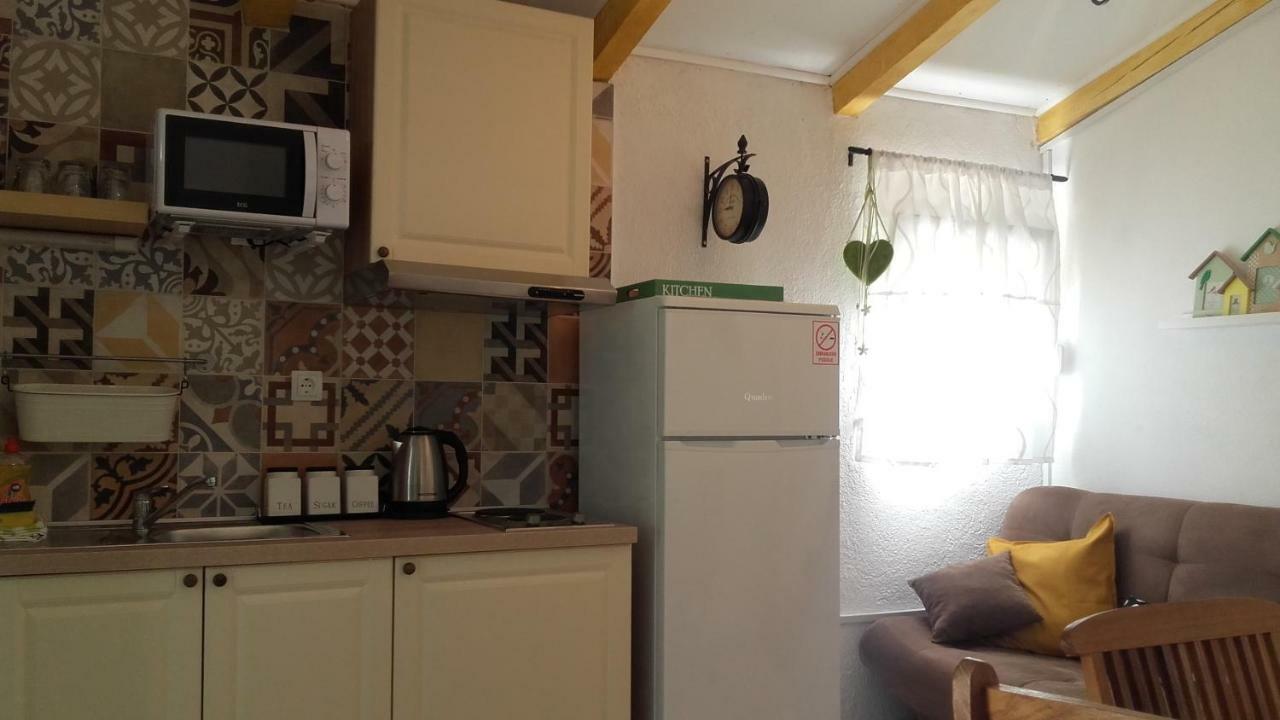 Amadrian Apartments Šibenik Buitenkant foto